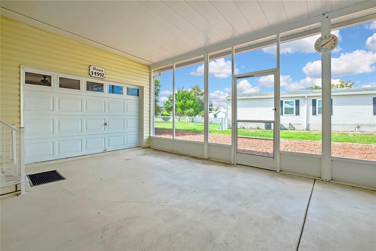 14992 RIALTO AVENUE — photo 7 of 69