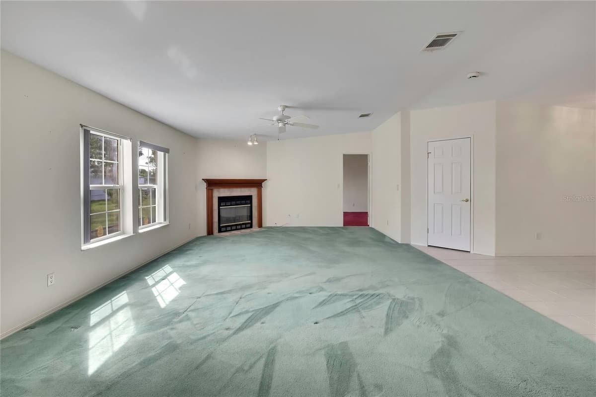 14992 RIALTO AVENUE — photo 12 of 69