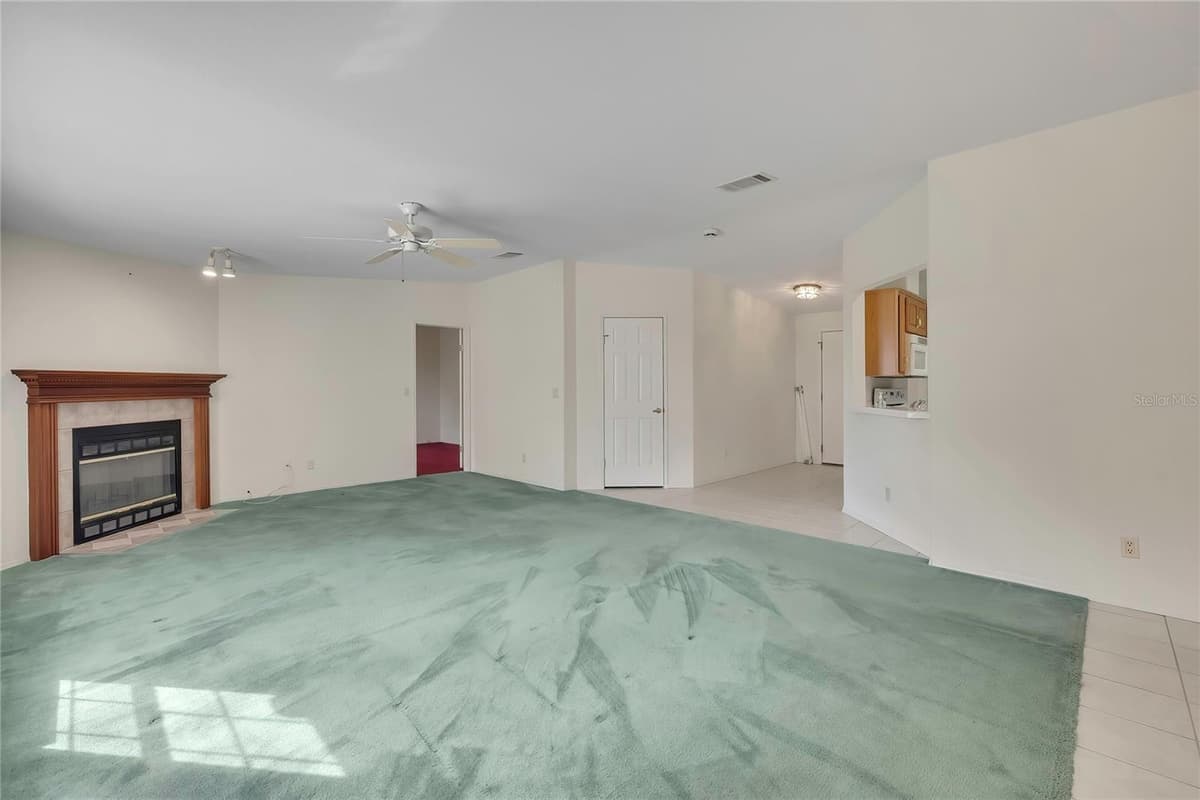 14992 RIALTO AVENUE — photo 13 of 69
