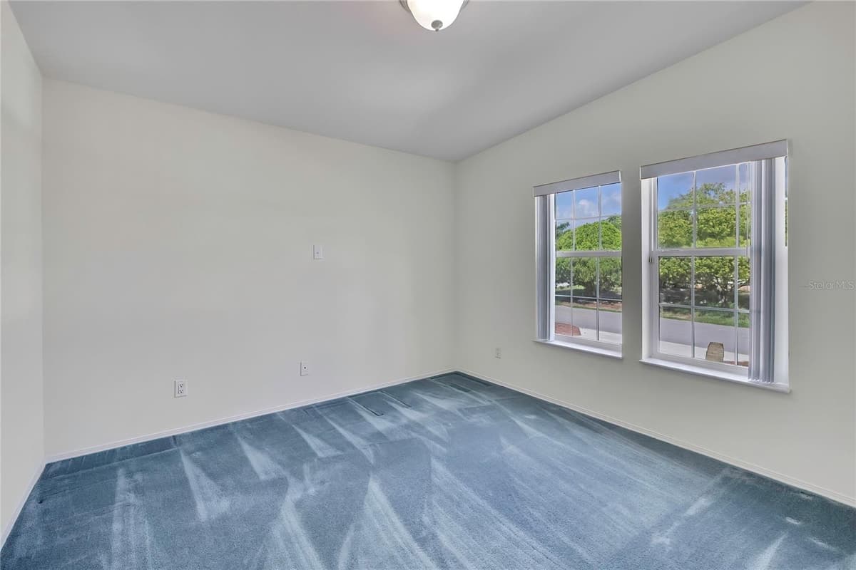 14992 RIALTO AVENUE — photo 38 of 69