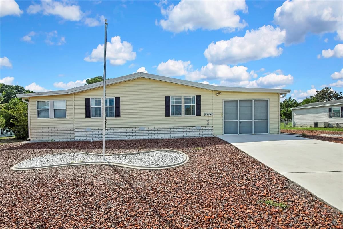 14992 RIALTO AVENUE — photo 47 of 69