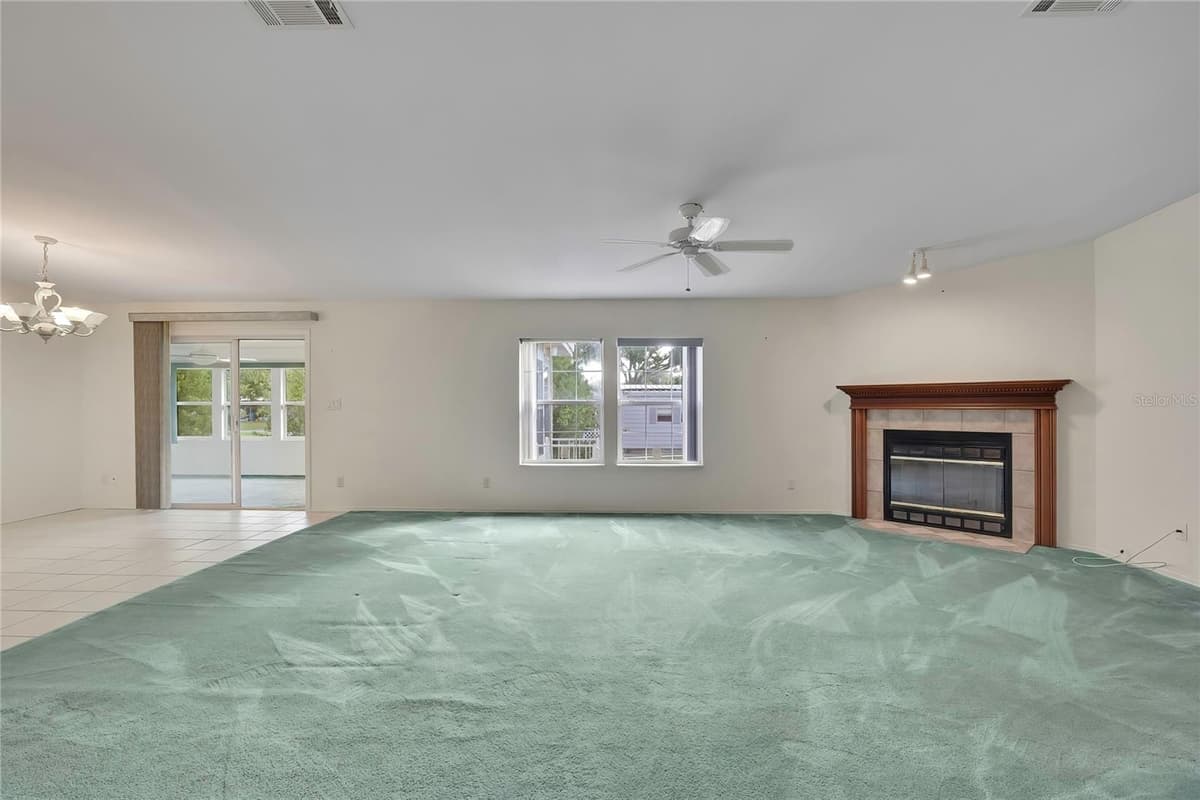 14992 RIALTO AVENUE — photo 10 of 69