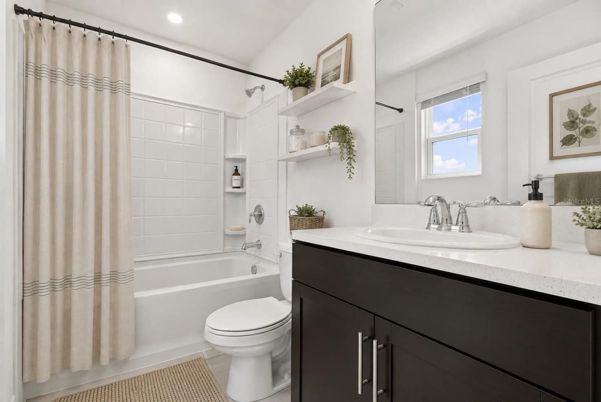 6361 FAIRMONT LANE — photo 10 of 24