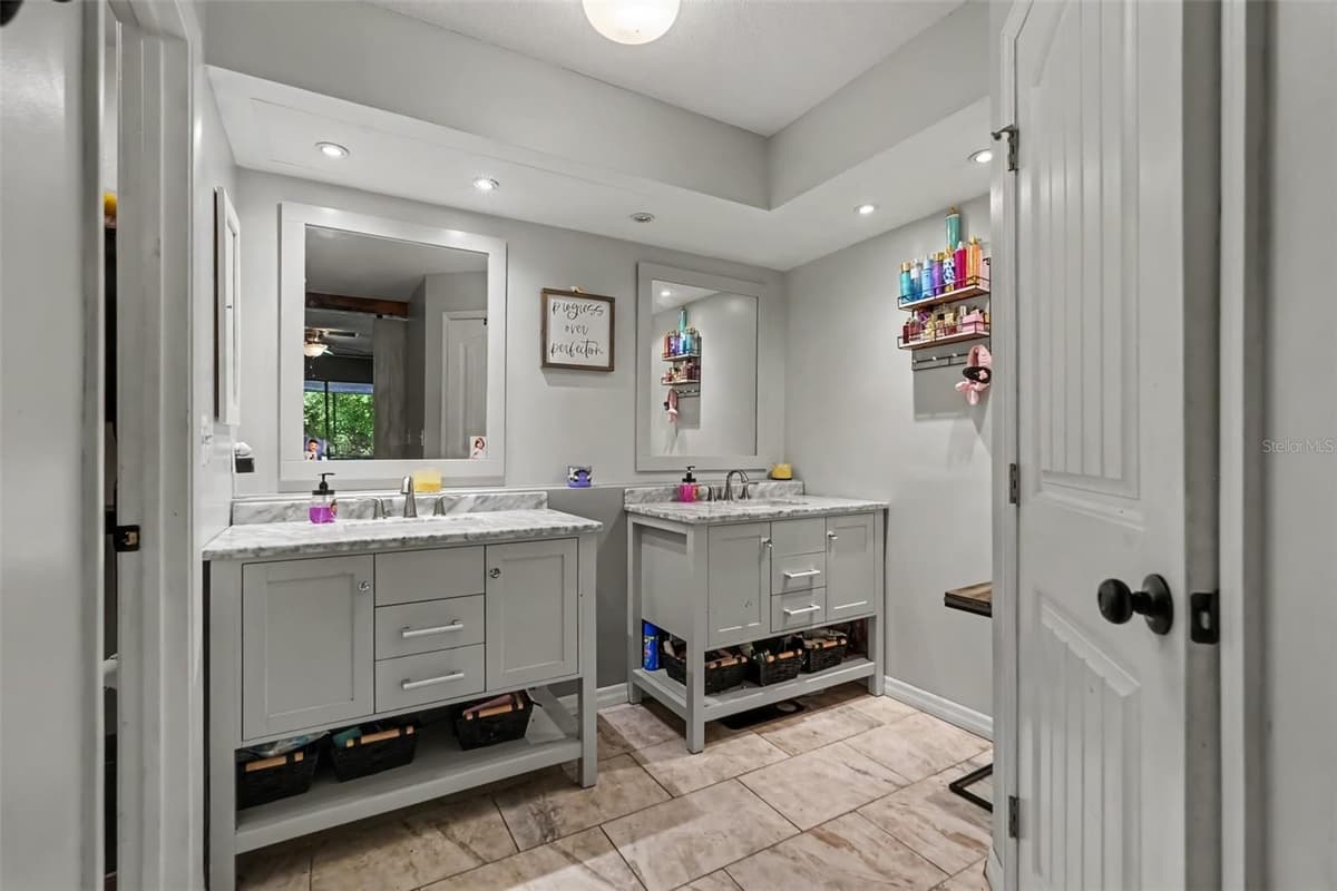 117 BYRSONIMA CIRCLE — photo 9 of 14
