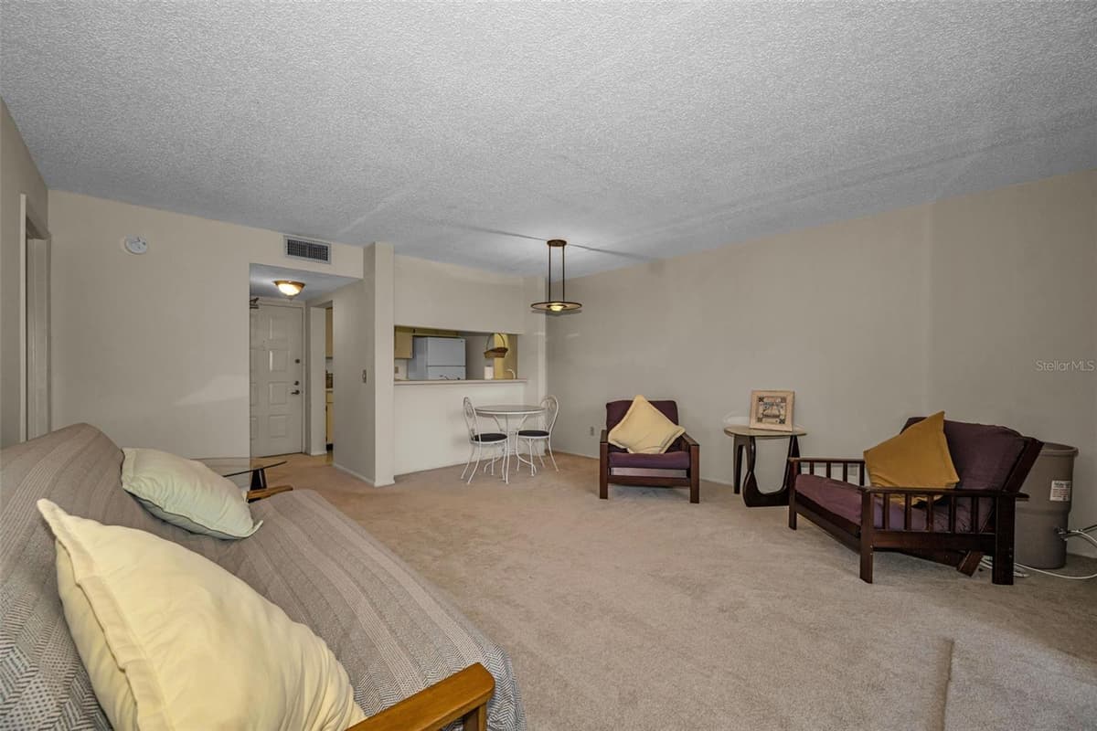 4411 SHADY TERRACE LANE — photo 3 of 25