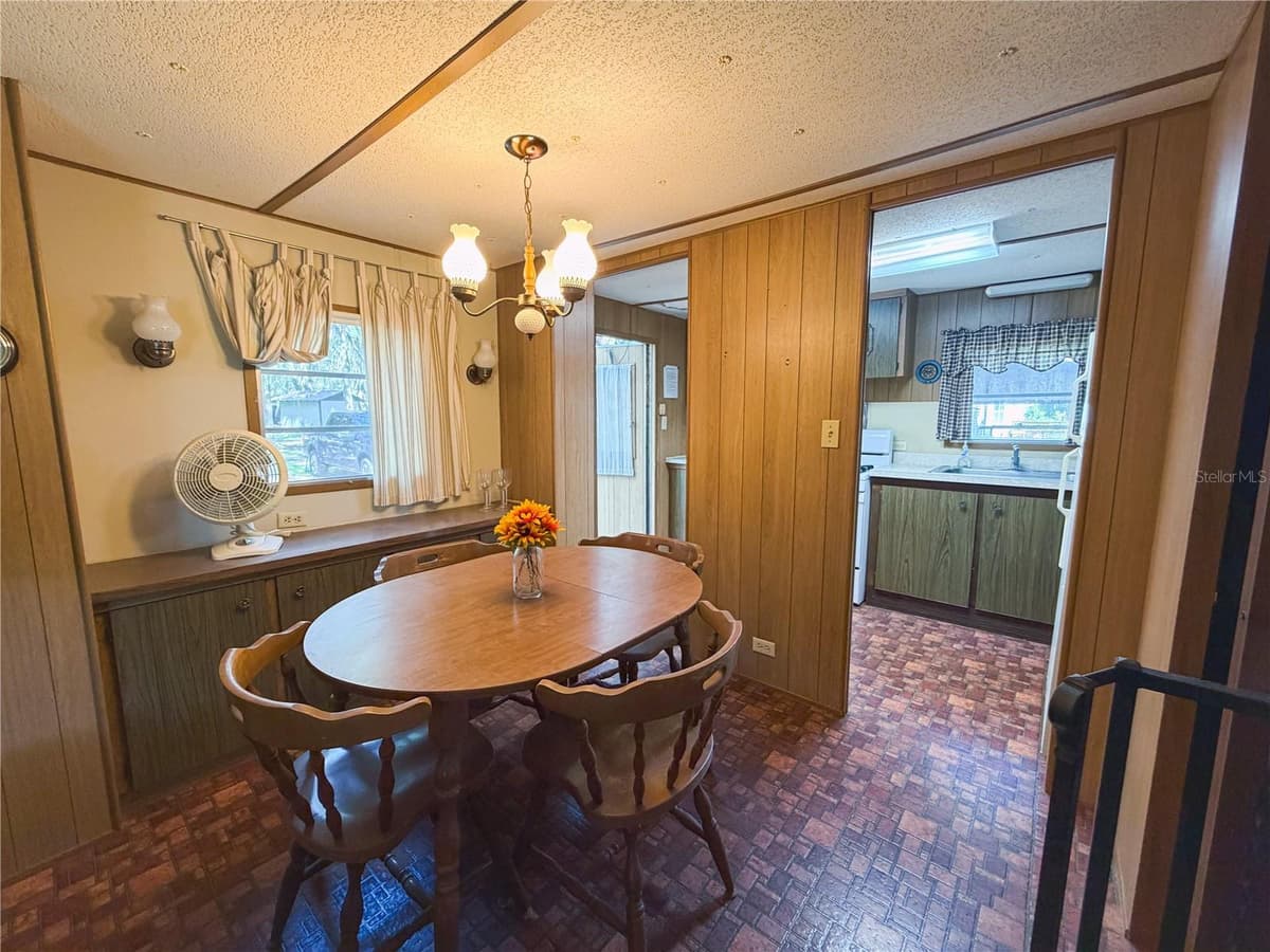170 COWPEN LAKE POINT ROAD — photo 6 of 28