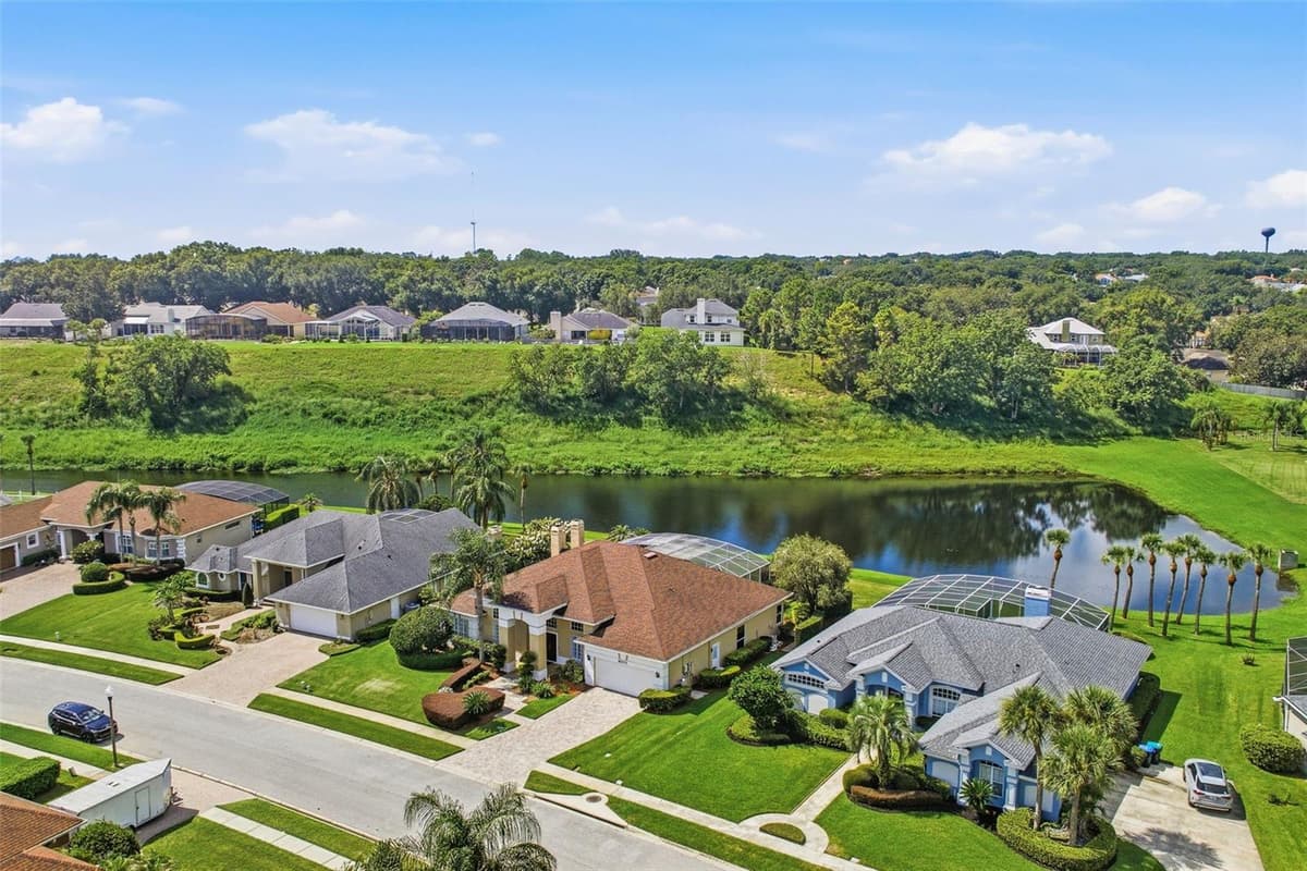 8071 CANYON LAKE CIRCLE — photo 46 of 57