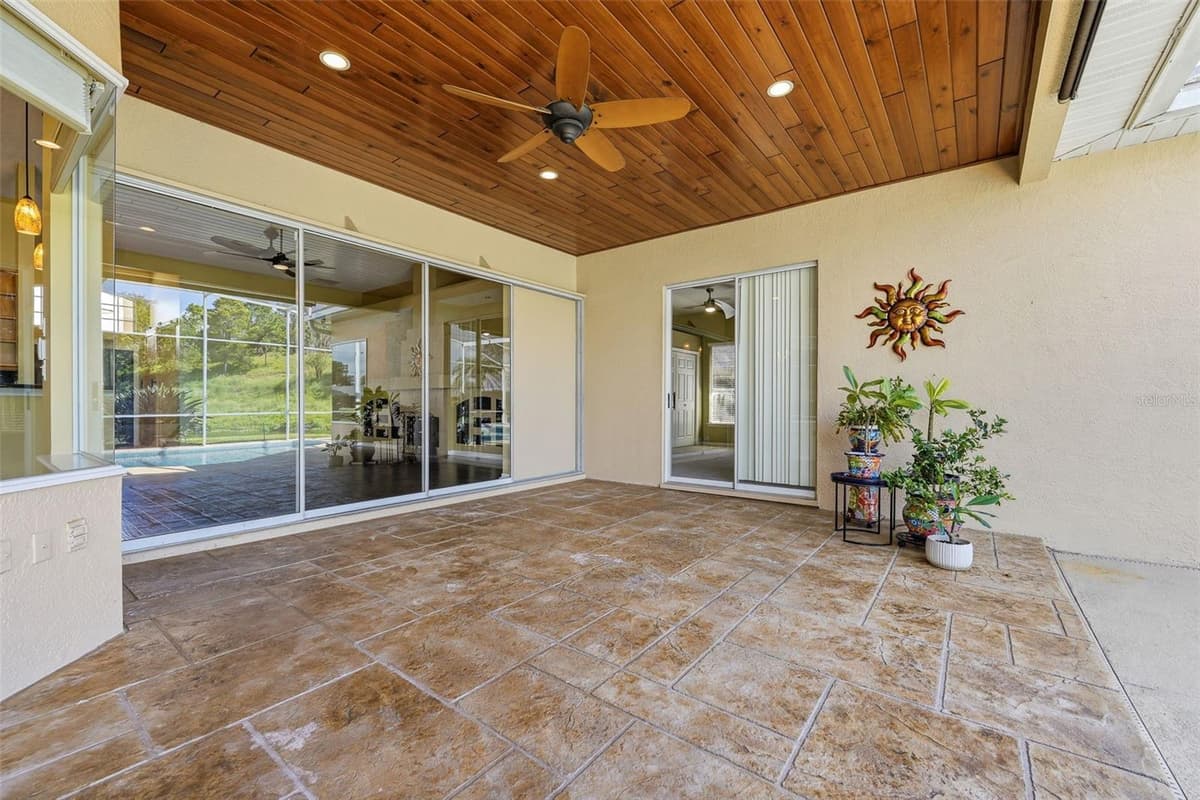 8071 CANYON LAKE CIRCLE — photo 31 of 57