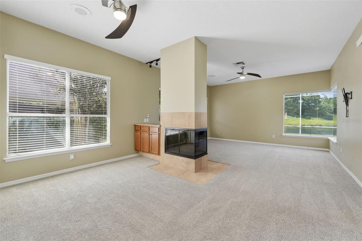 8071 CANYON LAKE CIRCLE — photo 21 of 57