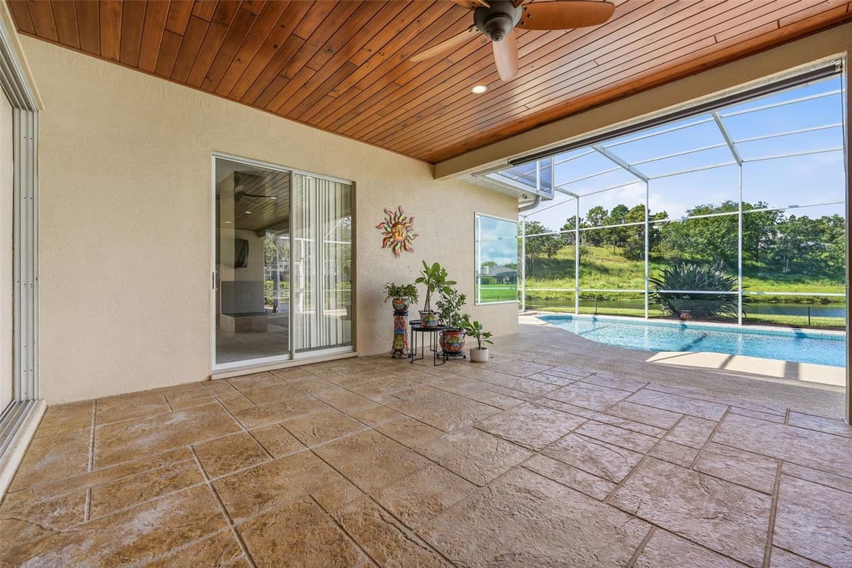 8071 CANYON LAKE CIRCLE — photo 7 of 57