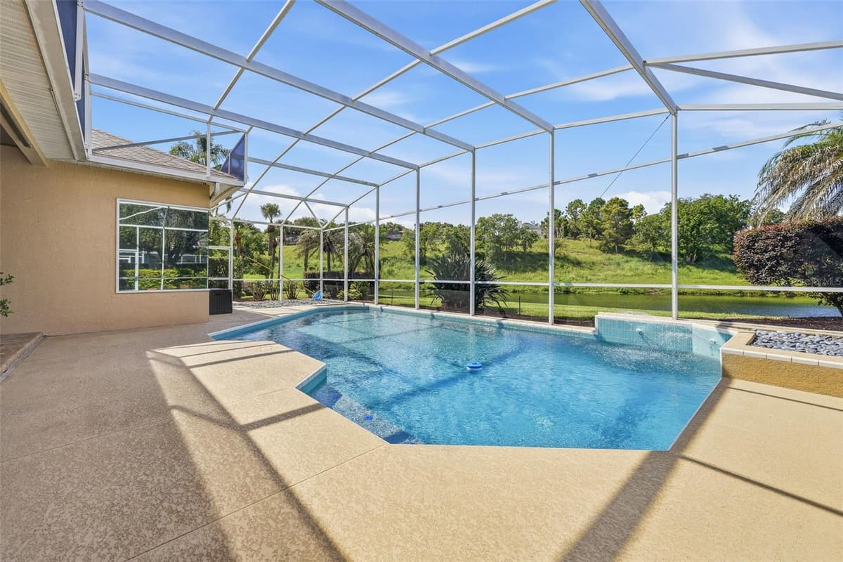 8071 CANYON LAKE CIRCLE — photo 32 of 57