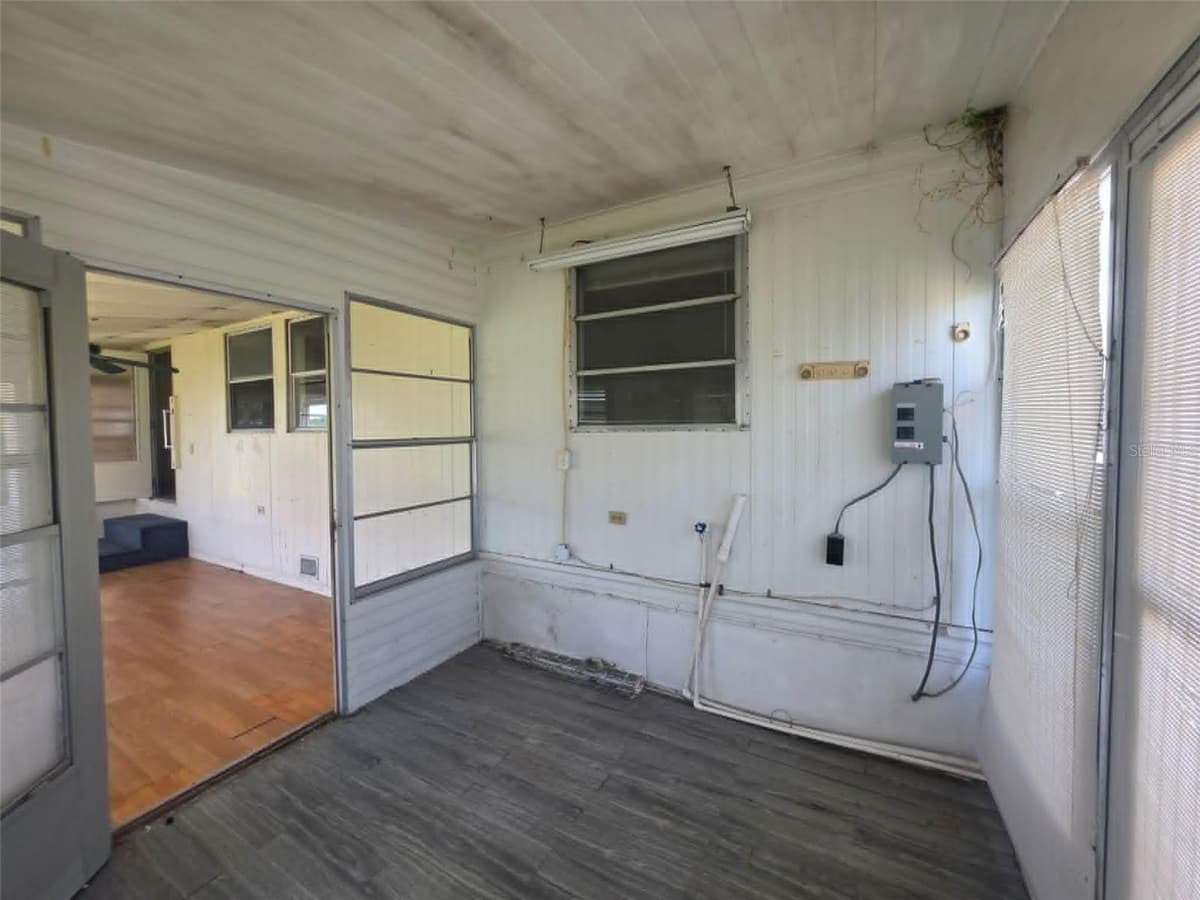 1404 HIGHLAND AVENUE — photo 9 of 36
