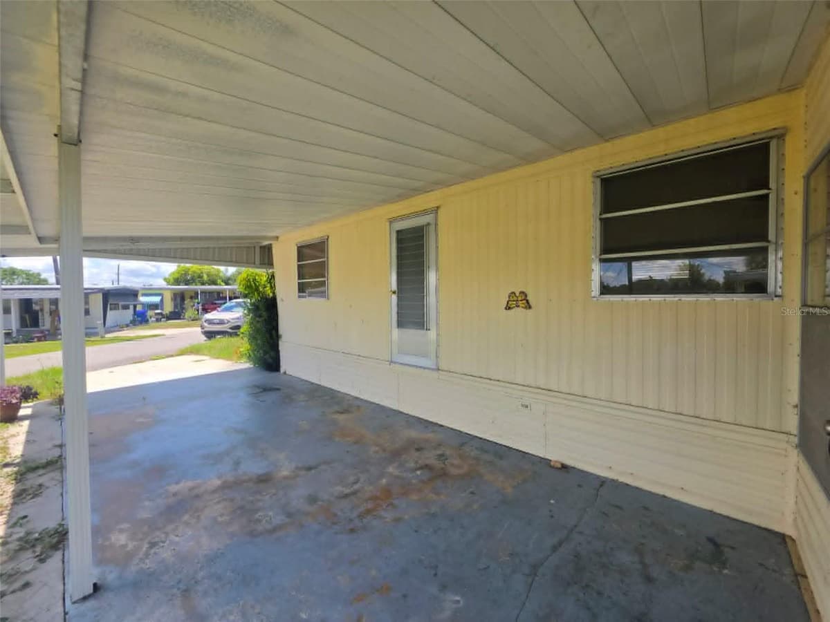 1404 HIGHLAND AVENUE — photo 3 of 36