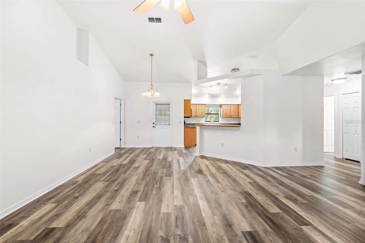 5175 OLIVET DRIVE — photo 9 of 54