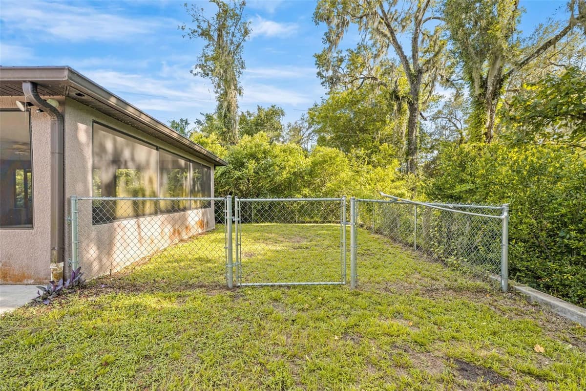 5175 OLIVET DRIVE — photo 41 of 54