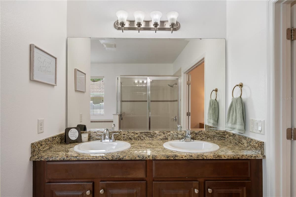 618 BAINBRIDGE LOOP — photo 18 of 32
