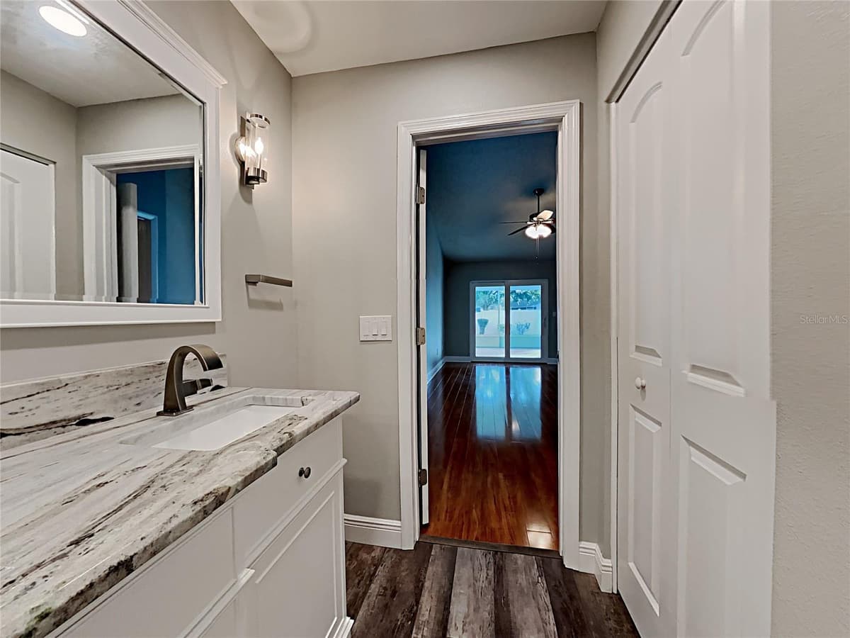 1237 BARMERE LANE — photo 15 of 21