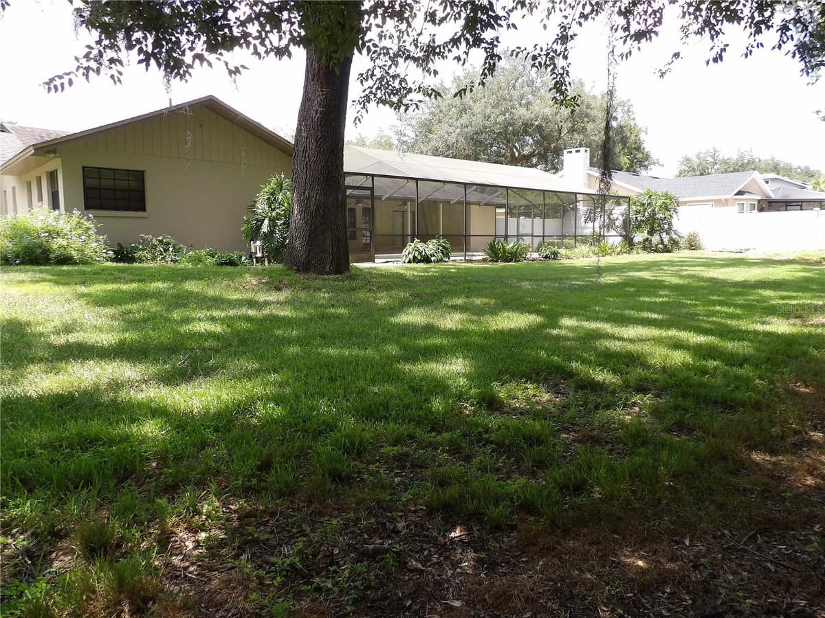 6282 FORESTWOOD DRIVE — photo 38 of 38