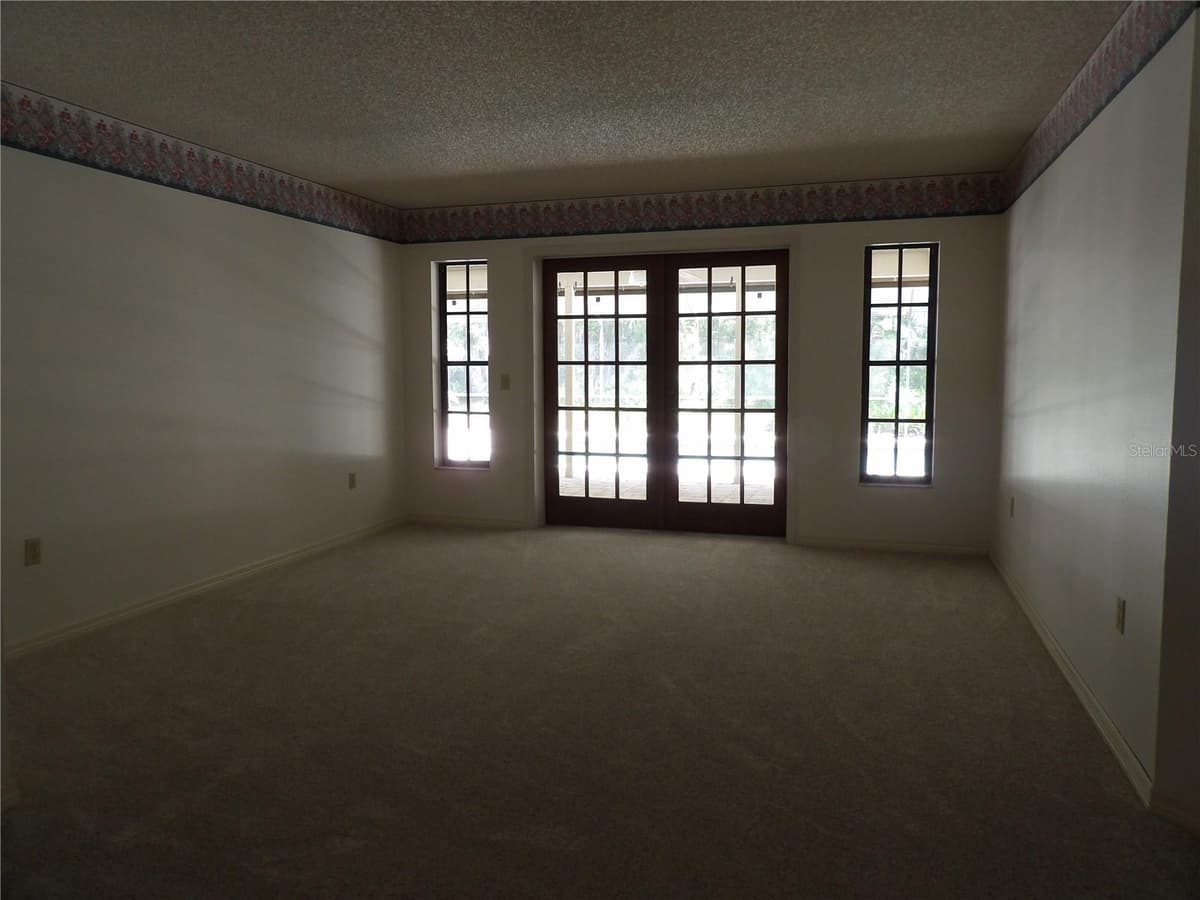 6282 FORESTWOOD DRIVE — photo 19 of 38