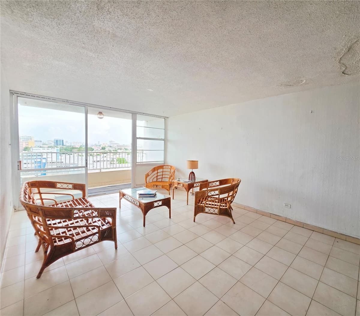 650 SERGIO CUEVAS BUSTAMANTE — photo 14 of 21