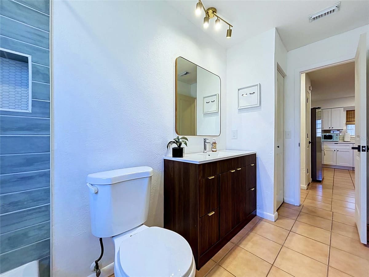 815 35TH STREET — photo 34 of 51