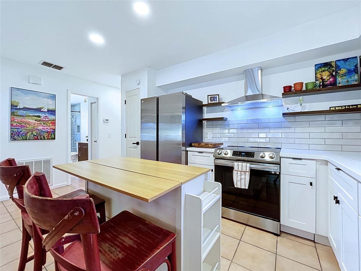 815 35TH STREET — photo 17 of 51