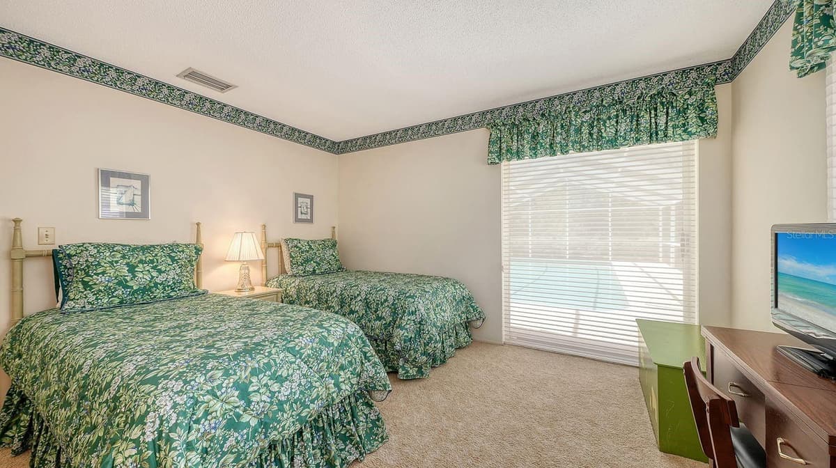 6455 MCKOWN ROAD — photo 52 of 59