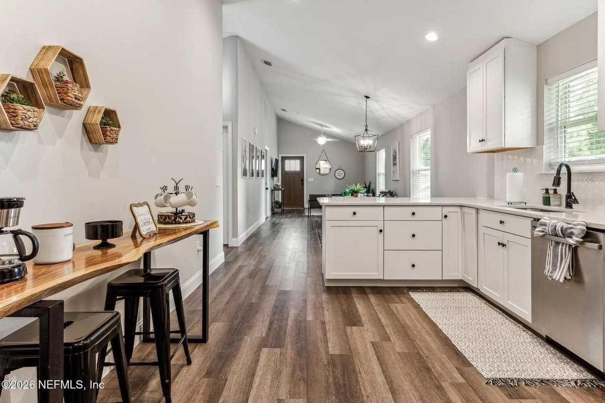721 VOLUSIA STREET — photo 8 of 12