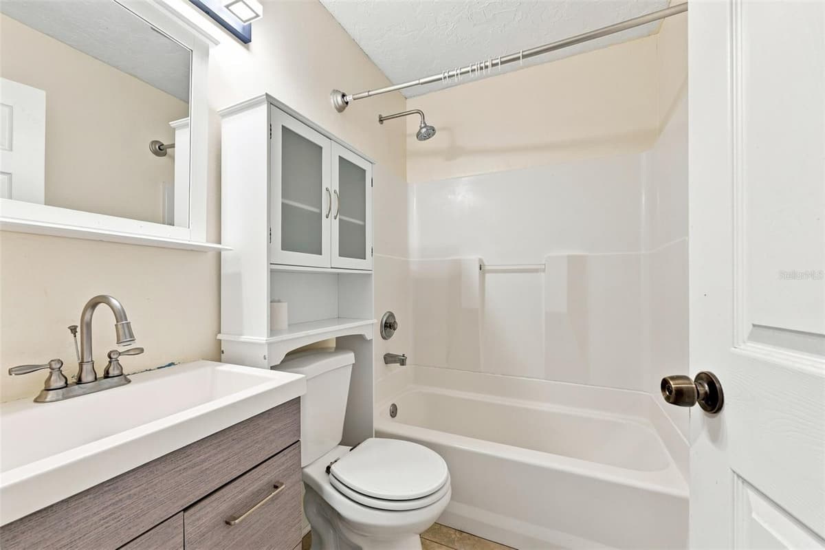 2304 STANFORD AVENUE — photo 18 of 25