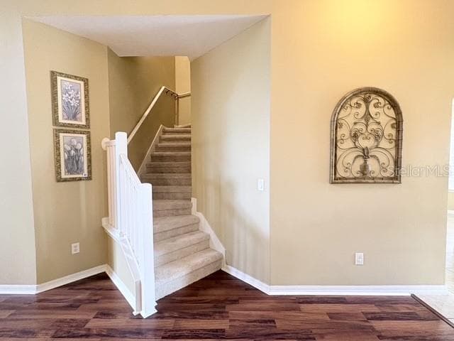 30 CHIPPENDALE TERRACE — photo 9 of 33