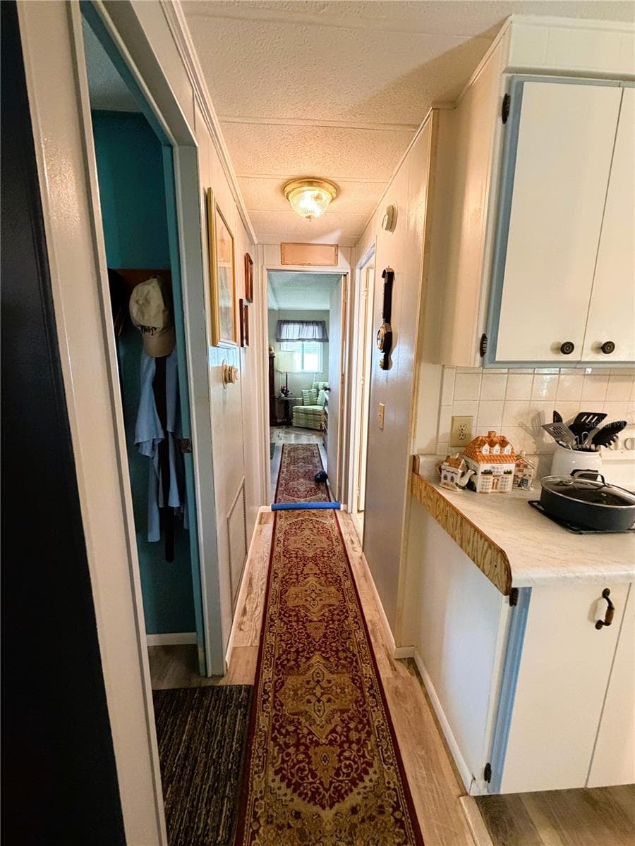 428 PALO VERDE DRIVE — photo 16 of 35