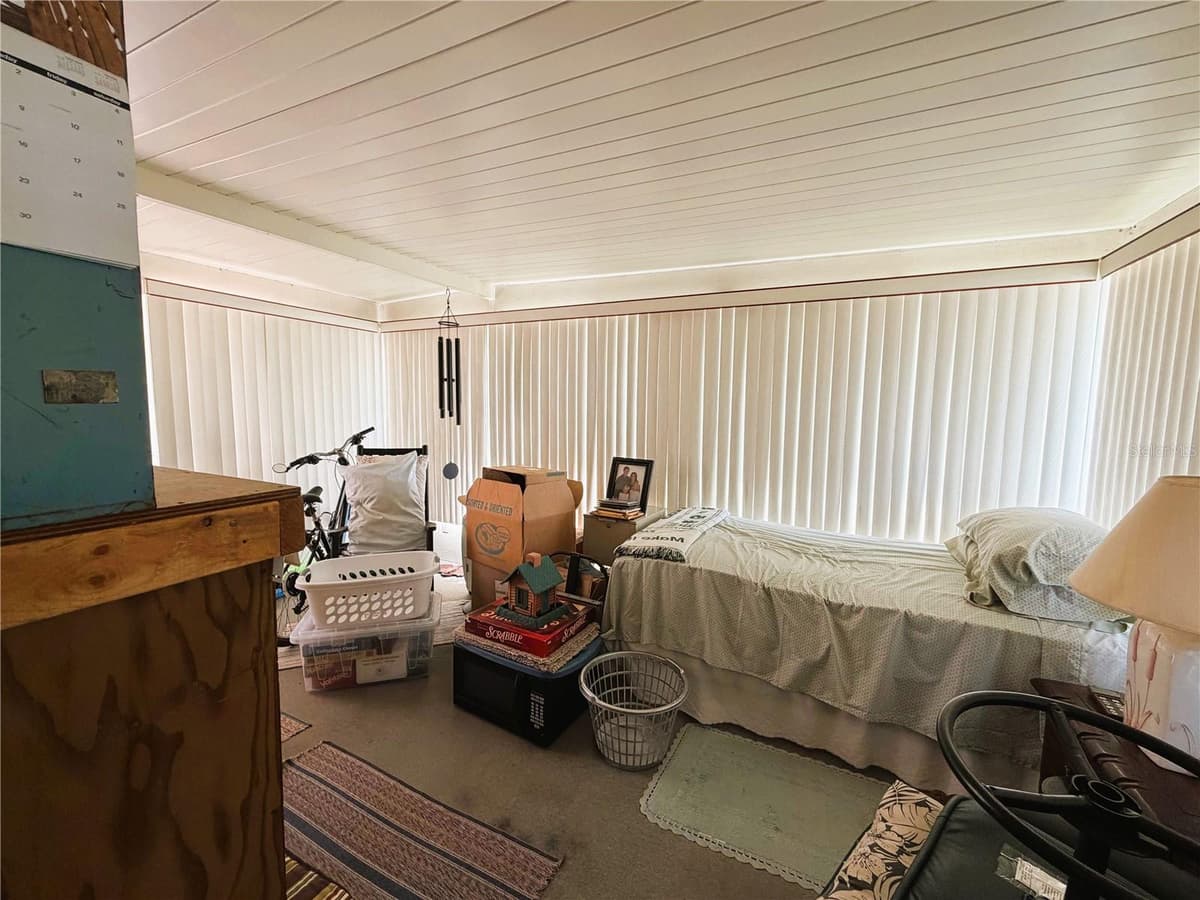 428 PALO VERDE DRIVE — photo 13 of 35