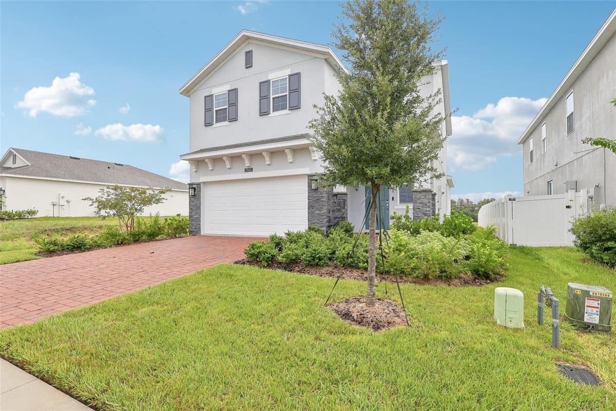 27421 BLACK KITE AVENUE — photo 4 of 41