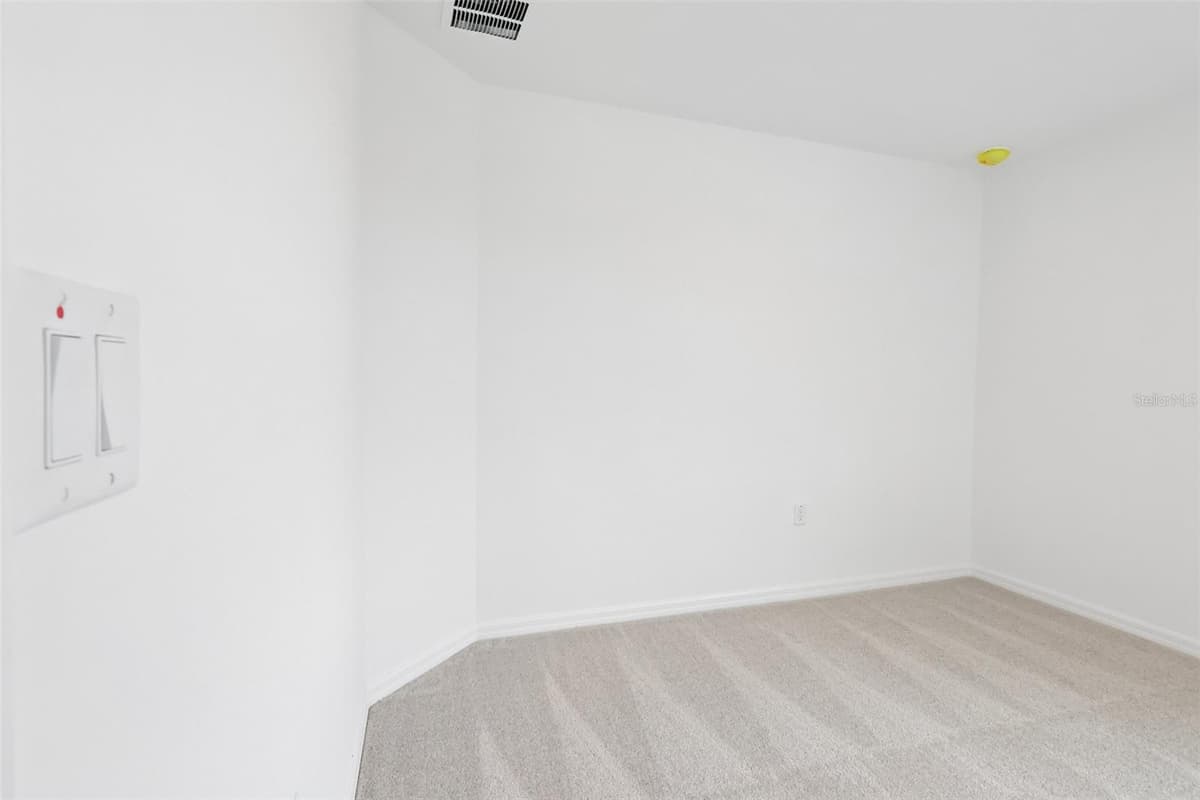 27421 BLACK KITE AVENUE — photo 21 of 41