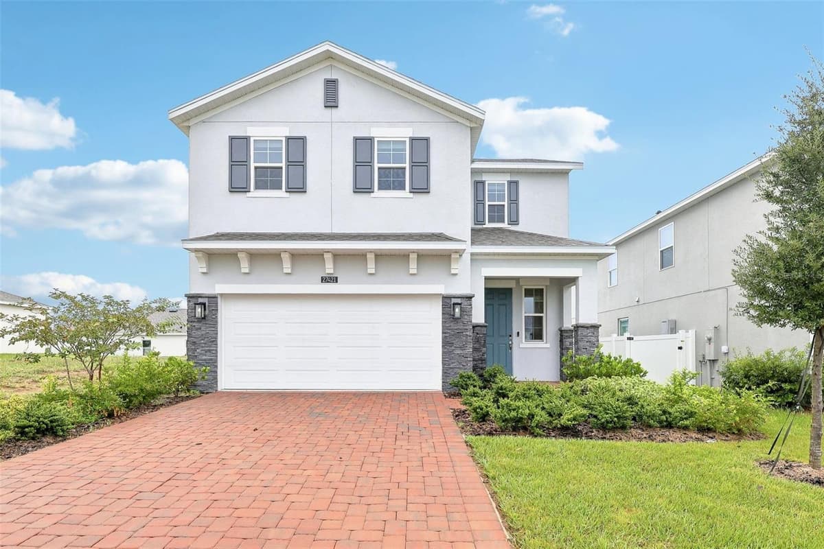 27421 BLACK KITE AVENUE — photo 3 of 41