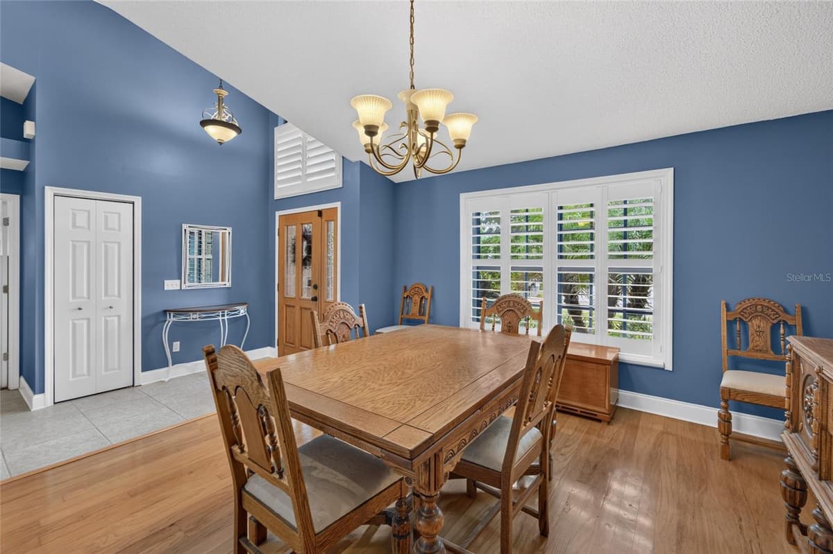 2317 EAGLE BLUFF DRIVE — photo 14 of 52
