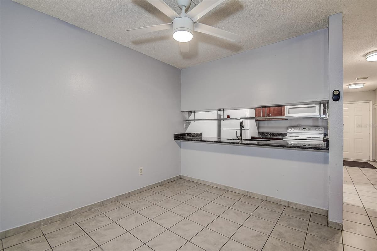 10306 COUNCILS WAY — photo 19 of 40