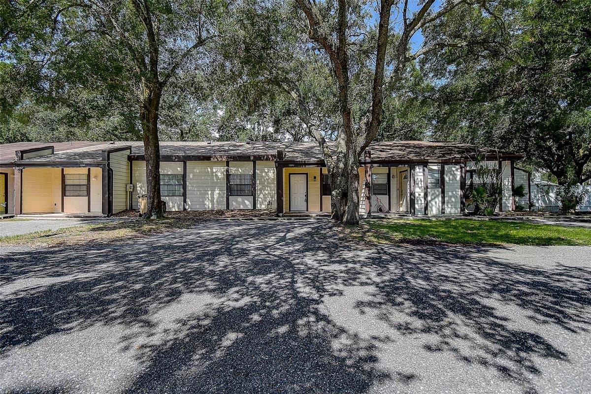 10306 COUNCILS WAY — photo 11 of 40