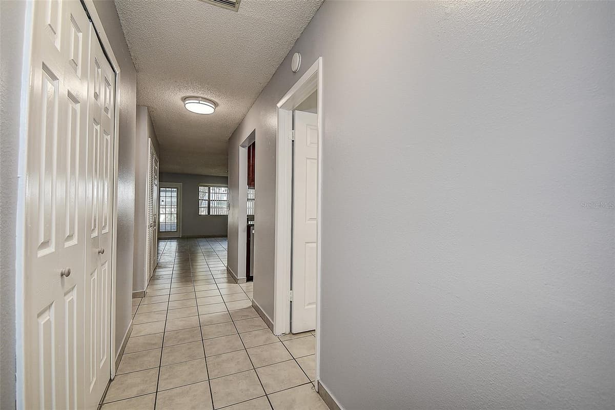 10306 COUNCILS WAY — photo 14 of 40
