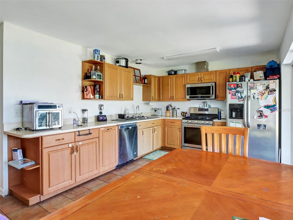 22817 SAINT THOMAS CIRCLE — photo 16 of 27
