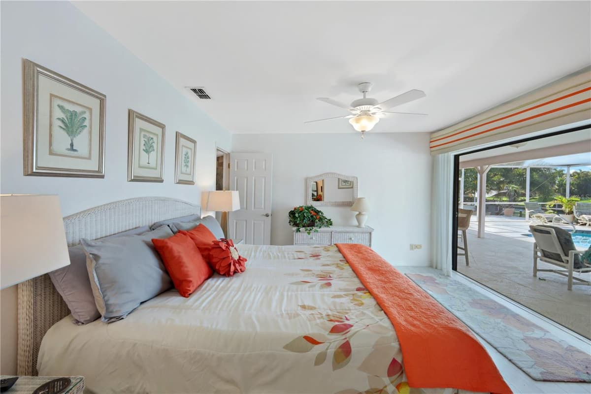 212 KAMAL PARKWAY — photo 16 of 44