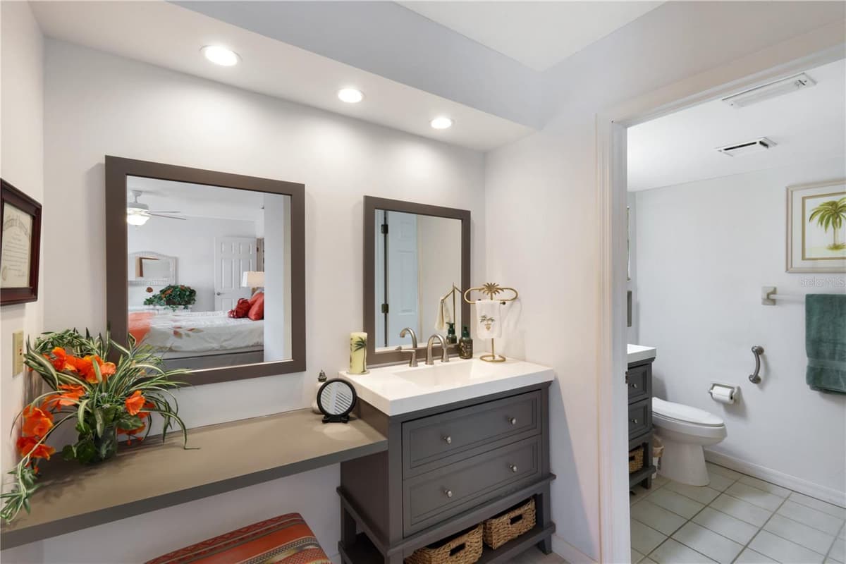 212 KAMAL PARKWAY — photo 17 of 44