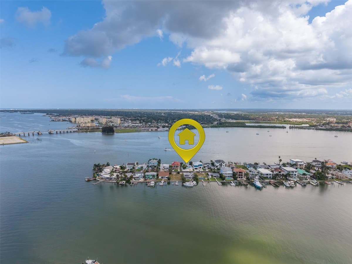 814 BAY POINT DRIVE — photo 13 of 50