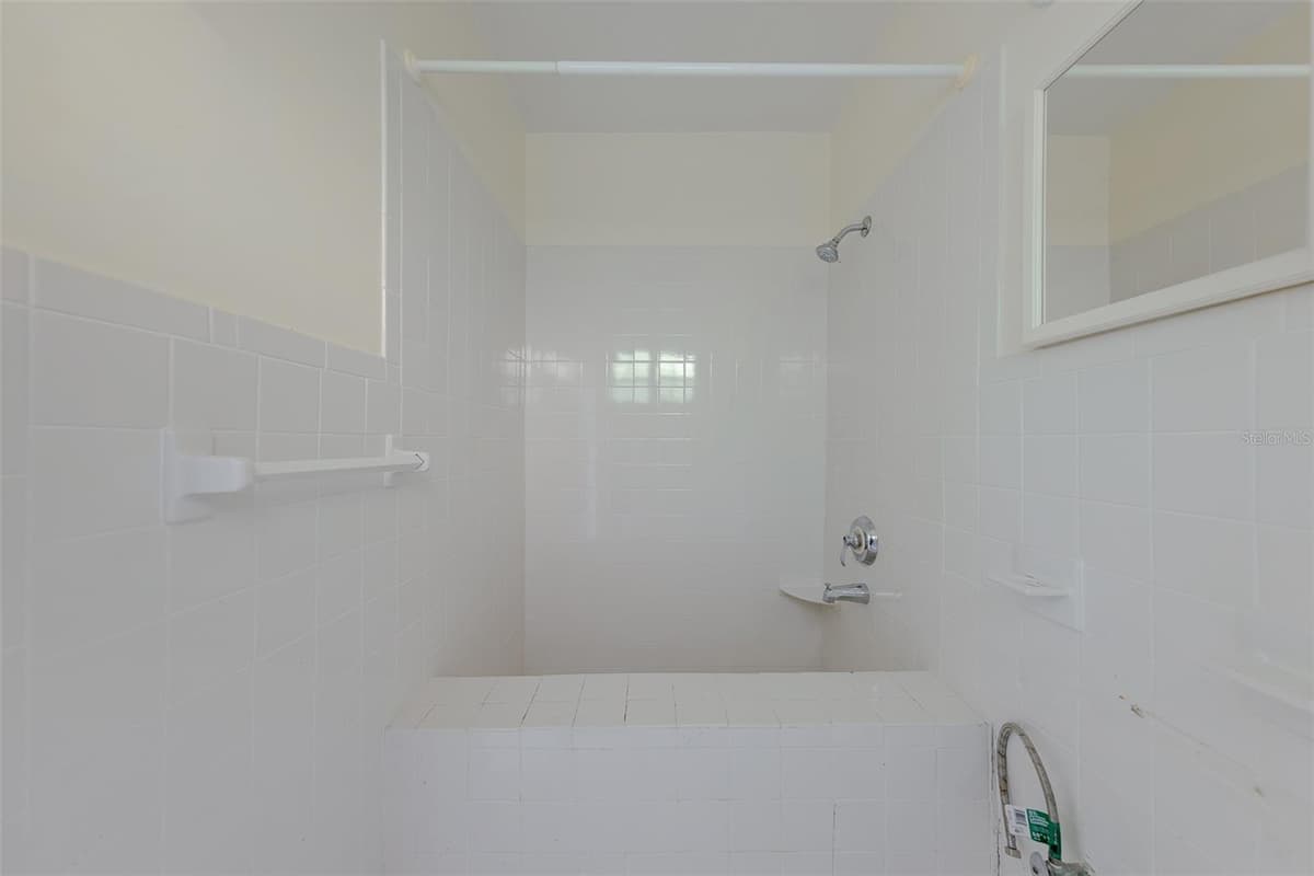 814 BAY POINT DRIVE — photo 38 of 50