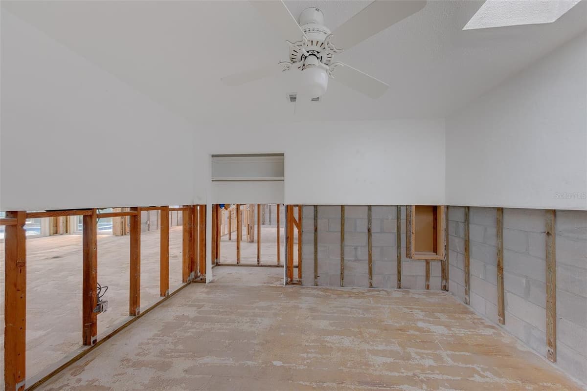 814 BAY POINT DRIVE — photo 46 of 50