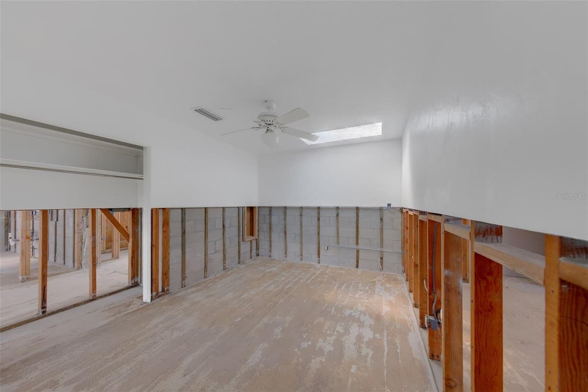 814 BAY POINT DRIVE — photo 47 of 50