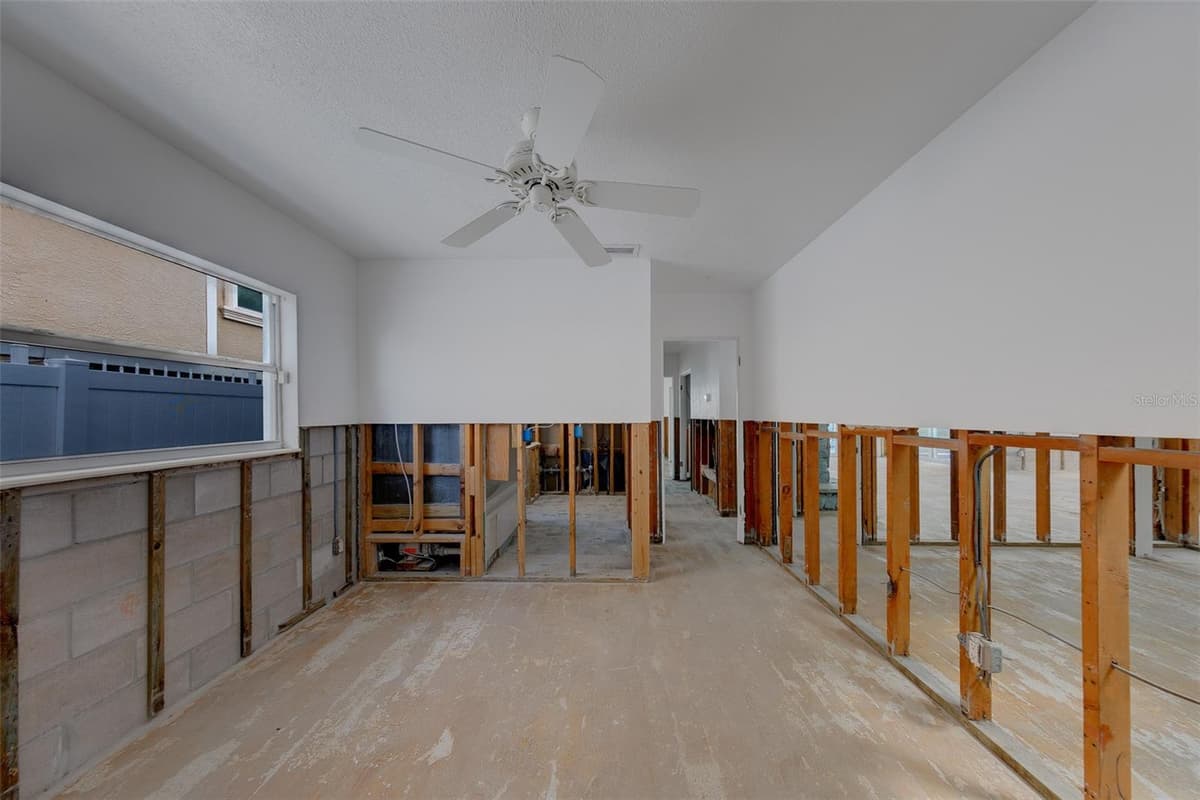 814 BAY POINT DRIVE — photo 45 of 50