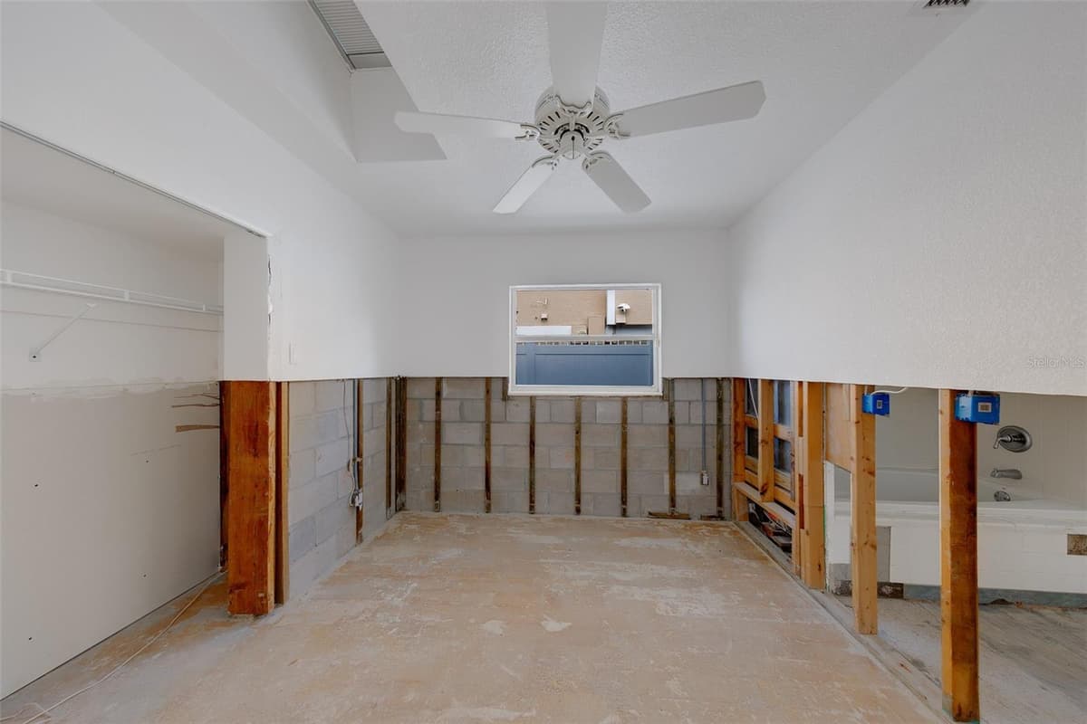 814 BAY POINT DRIVE — photo 43 of 50