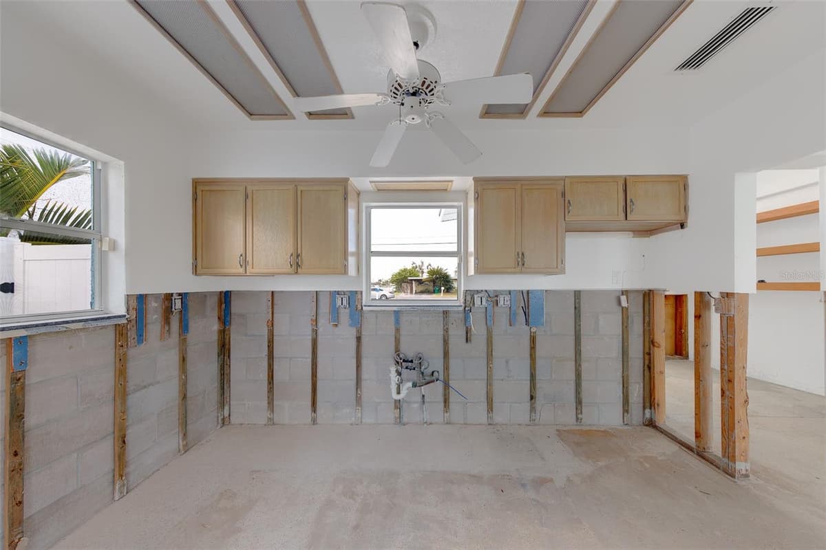 814 BAY POINT DRIVE — photo 33 of 50