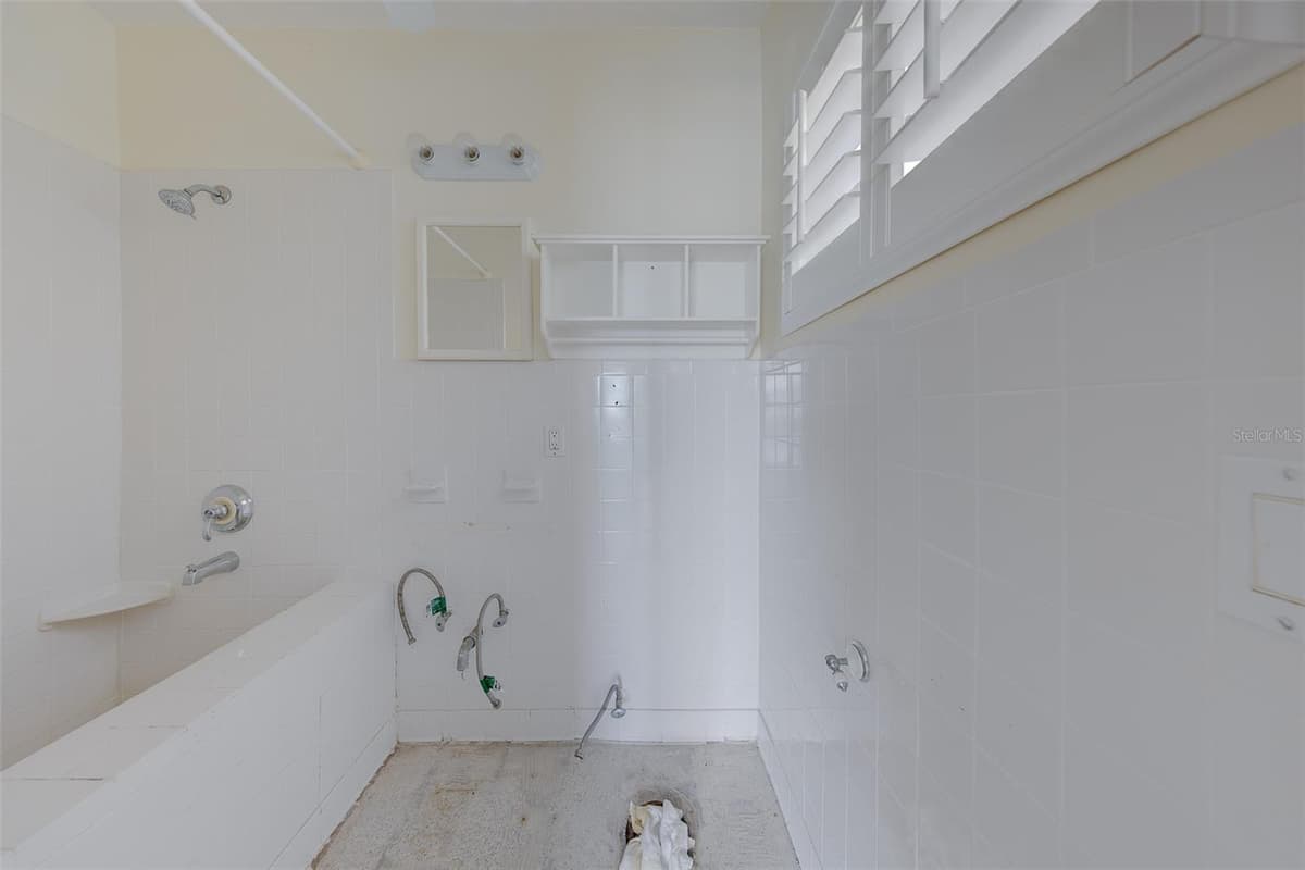 814 BAY POINT DRIVE — photo 41 of 50